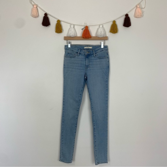 Levi's Denim - Levi’s 711 Skinny Mid-Rise Light Wash Jeans 26